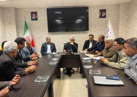 روایتی از مطالبات انباشته یک منطقه ایستاده بر ریشه ‌ها/دیدار دهیاران و معتمدان زمین‌حسین بحراسمان با نماینده مجلس