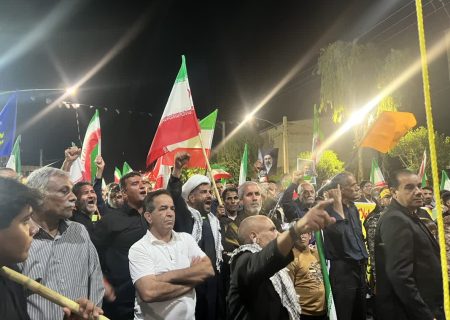 شب‌های همبستگی در جیرفت؛ حضور پرشور همه نسل‌ها در گردهمایی‌های مردمی